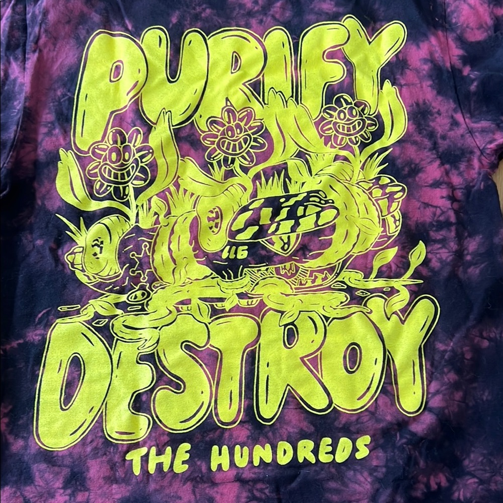 Graphic Tee - Picture 3 of 3
